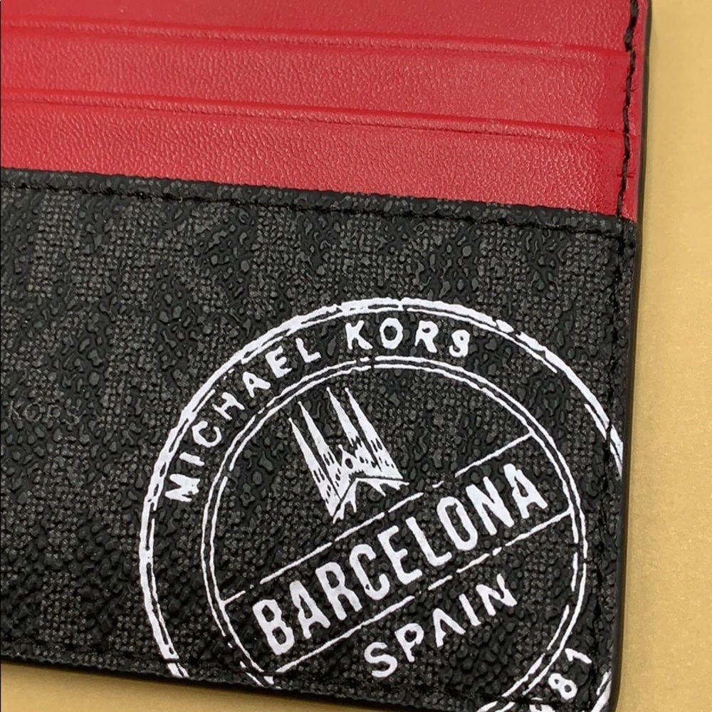 MICHAEL KORS TALL CARD CASE BLACK/SCARLET - Picture 12 of 16